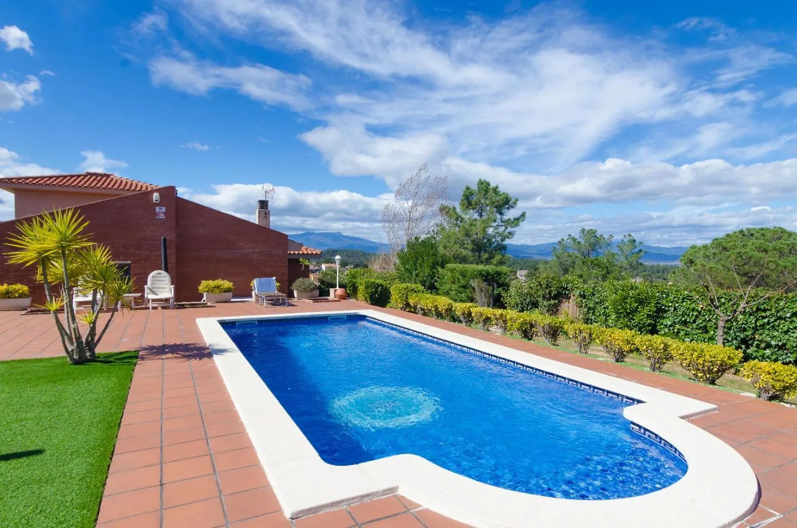 Club Villamar - Maria Magdalena Massanet De La Selva Villa
